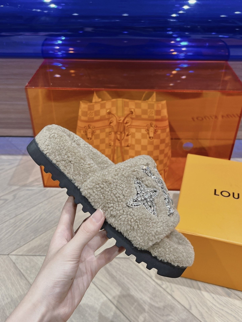 Louis Vuitton Slippers